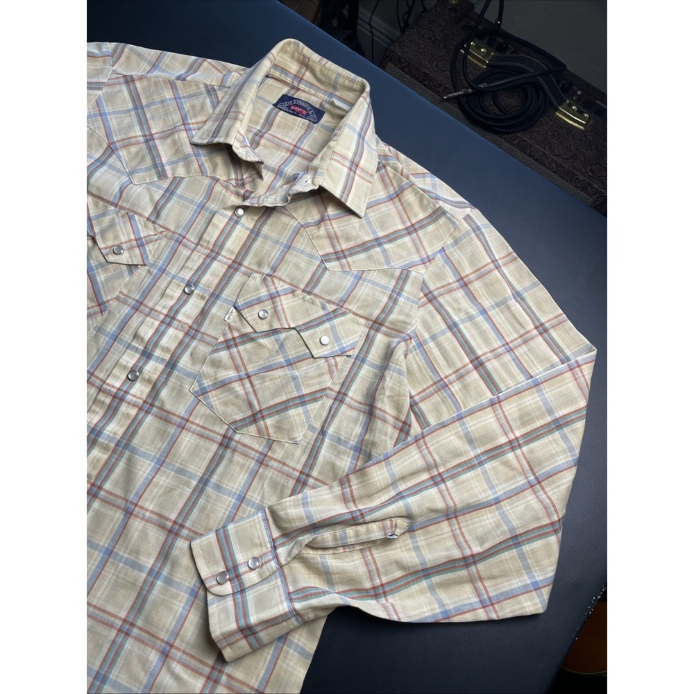 Vintage Levis Big E Pearl Snap Large Multicolored Plaid Long Sleeve Shirt.